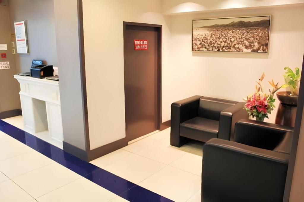 Goodrich Hotel Hong Kong Exterior photo